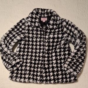 Girls Faux Fur Black and White Houndstooth Pea Coat Cozy Plush Jacket